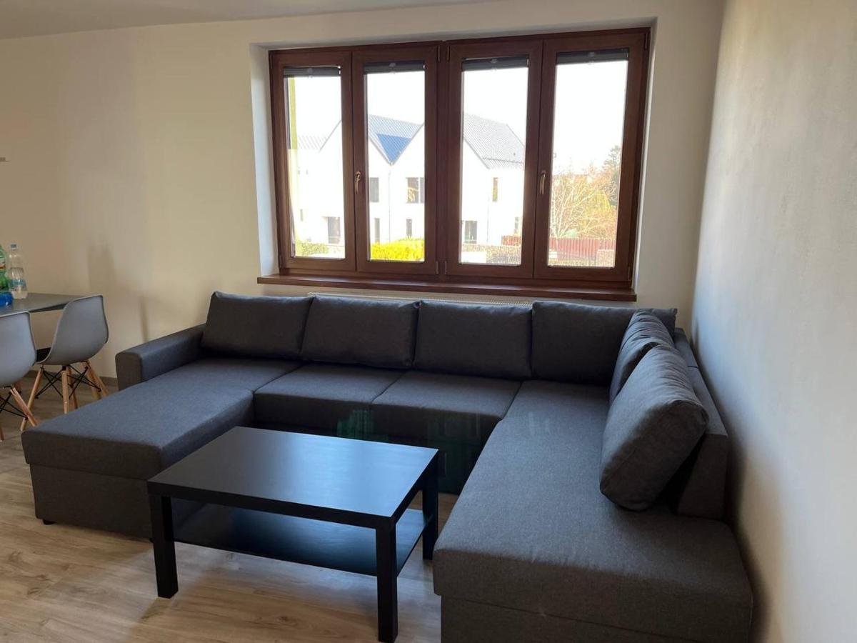 Apartment Golden Prague 78 Вестец Экстерьер фото