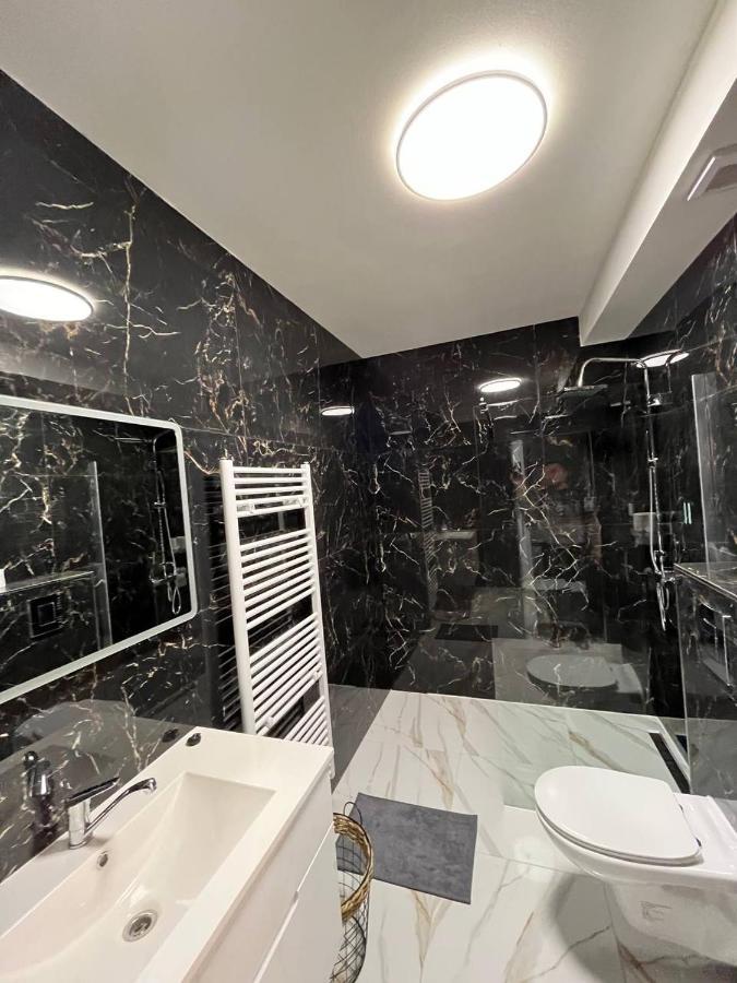 Apartment Golden Prague 78 Вестец Экстерьер фото