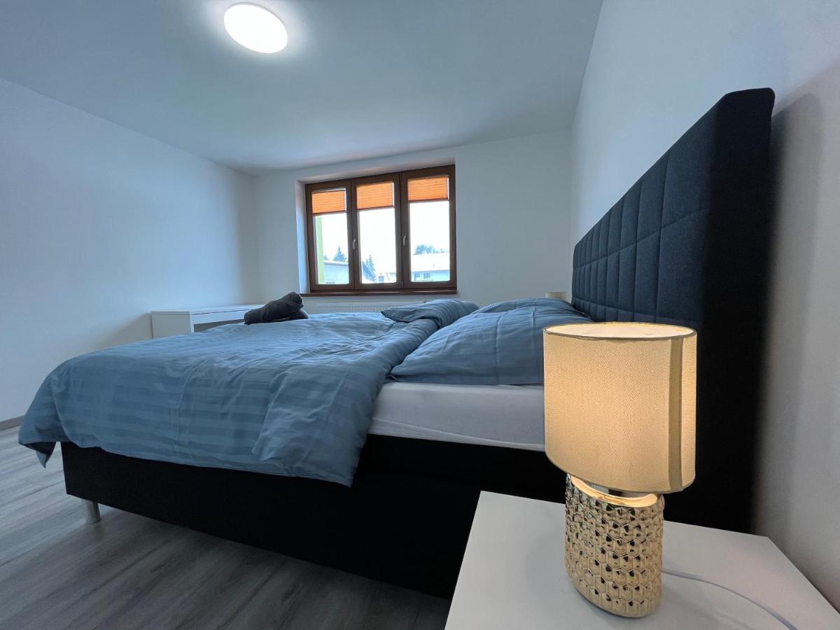 Apartment Golden Prague 78 Вестец Экстерьер фото