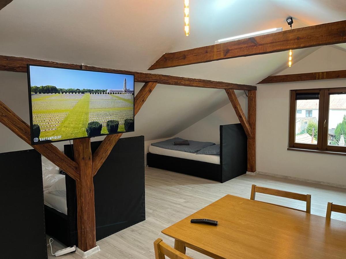 Apartment Golden Prague 78 Вестец Экстерьер фото