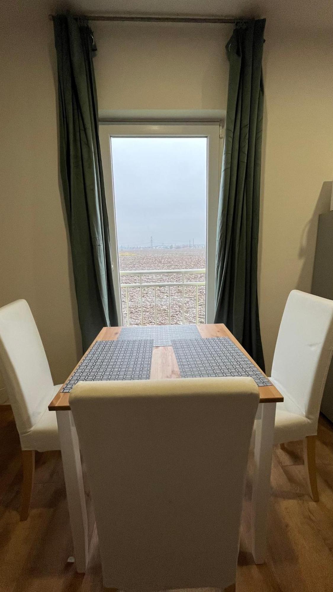 Apartment Golden Prague 78 Вестец Экстерьер фото